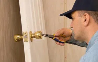 Golden Locksmith Services Falls Church, VA 703-574-6787 Golden Locksmith Services Falls Church, VA 703-574-6787 - 2-Cheap-Locksmith